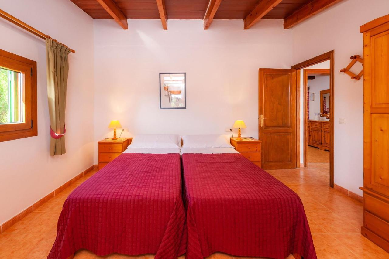 Ses Salines Cottage With Private Pool And Barbecue Extérieur photo