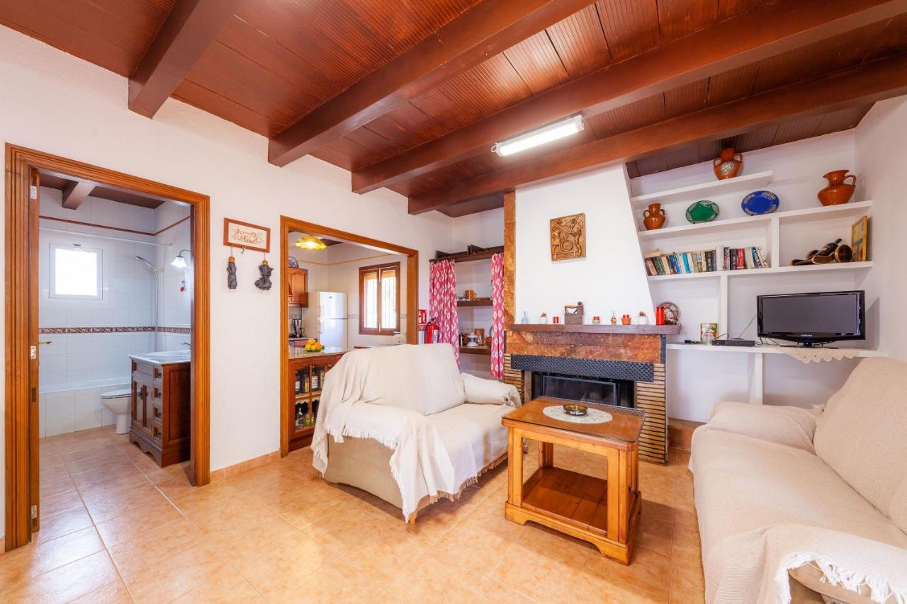 Ses Salines Cottage With Private Pool And Barbecue Extérieur photo
